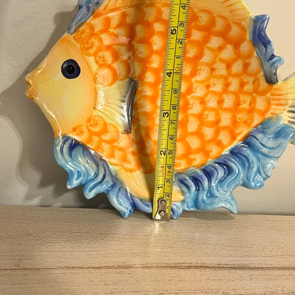 Pier 1 hand painted fish decore or plate